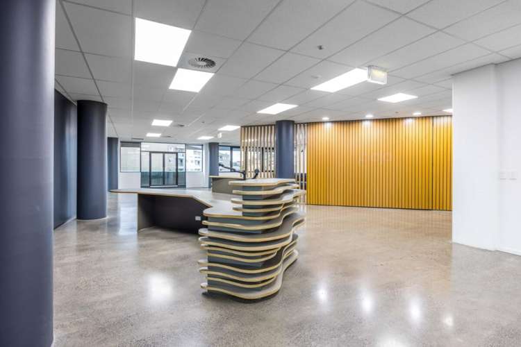 235 Broadway Newmarket_13