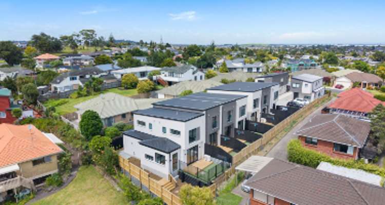 8/50 Fairview Road_0