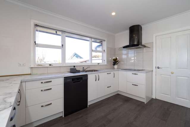 4 Reddecliffe Crescent Hampstead_1