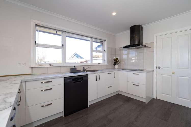 4 Reddecliffe Crescent Hampstead_1