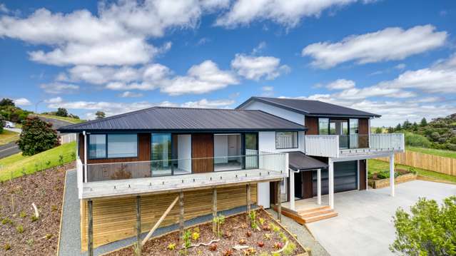 77 Stratford Drive Cable Bay_1