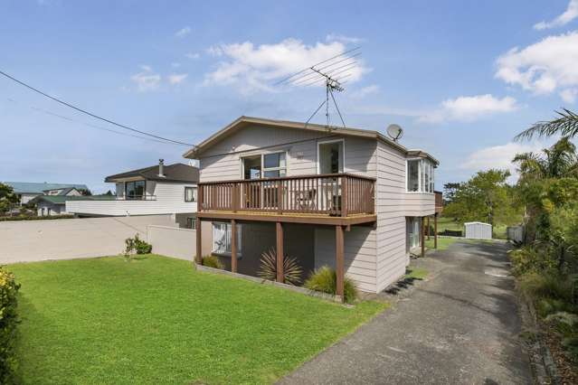 1379 Whangaparaoa Road Army Bay_1