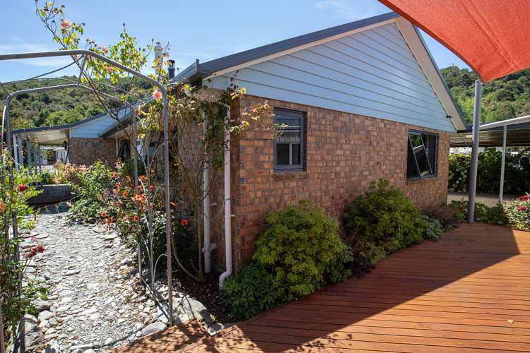 5 Munson Street Reefton_10