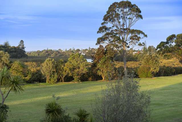 7/51 Taipari Road Te Atatu Peninsula_1