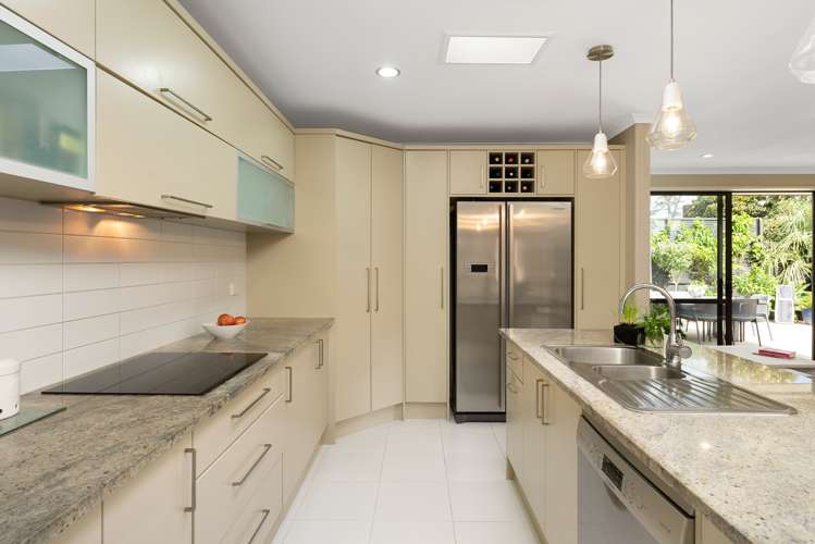 67 Condor Drive Pyes Pa_8