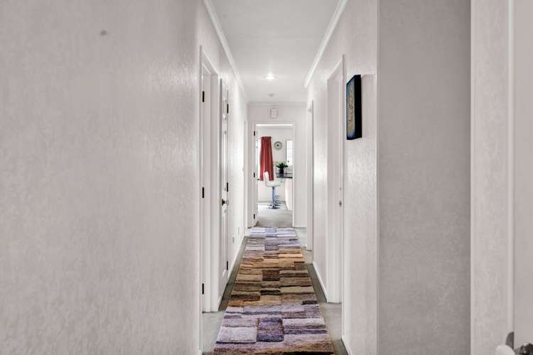 10a Waiwera Place Merrilands_17