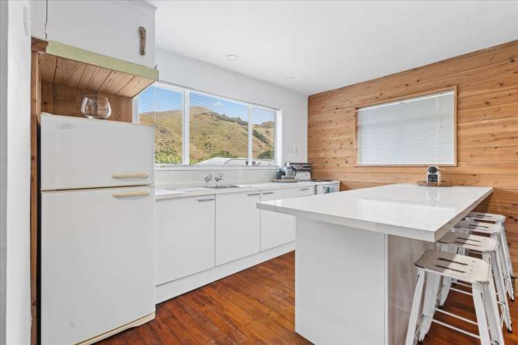 24 Rauparaha Street Marokopa_7