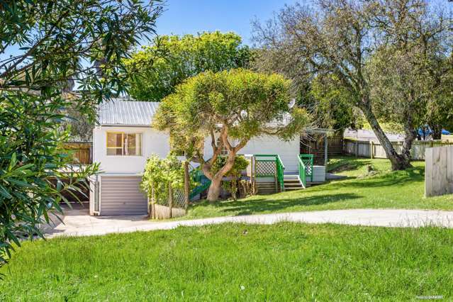 1/23 Aeroview Drive Beach Haven_1