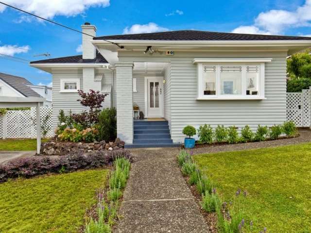 23 Eversleigh Road Belmont_1