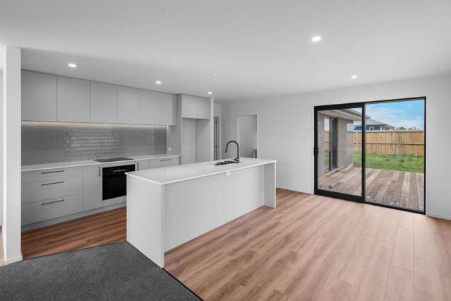 98 Scout Street Rolleston_1