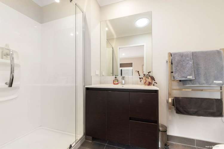 8 Kauri Amber Road Westgate_9