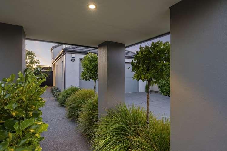 132 Lake Terrace Road Burwood_5