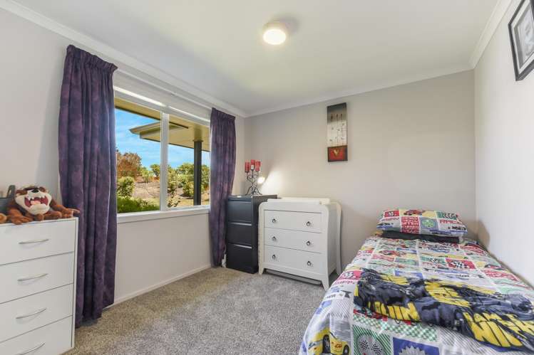 47 Galeo Road Redwood Valley_16