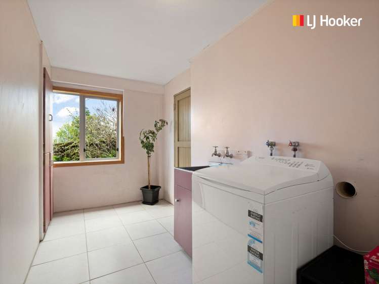 52 Gilkison Street Halfway Bush_17