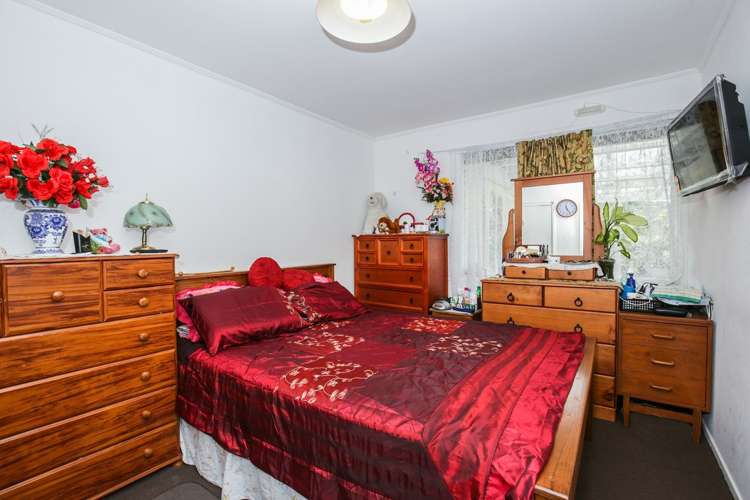 41 Kemp Road Massey_11