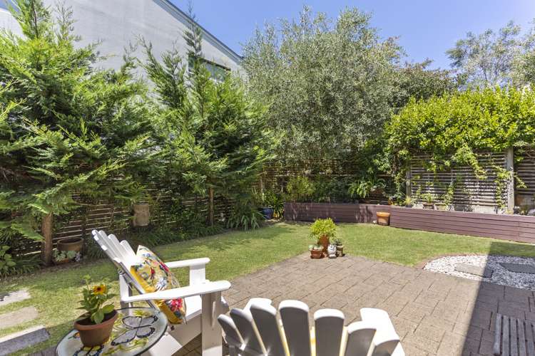 52 Gunner Drive Te Atatu Peninsula_1