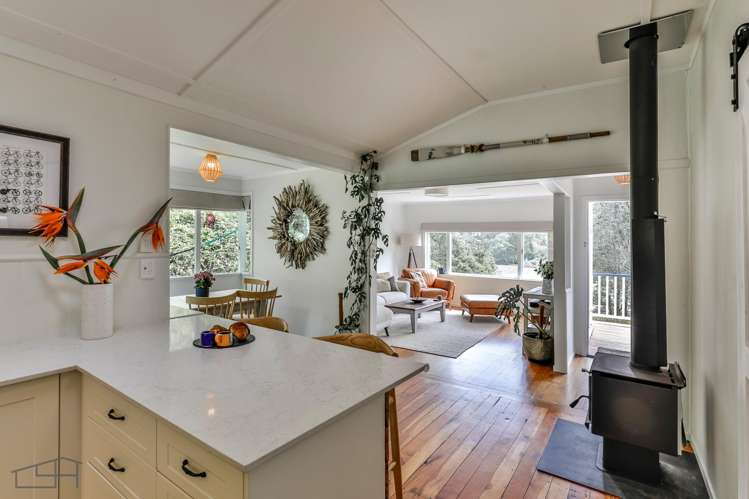 4 Aydon Road Titirangi_10