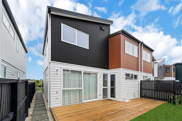 8 Longview Oak Lane Papakura_1