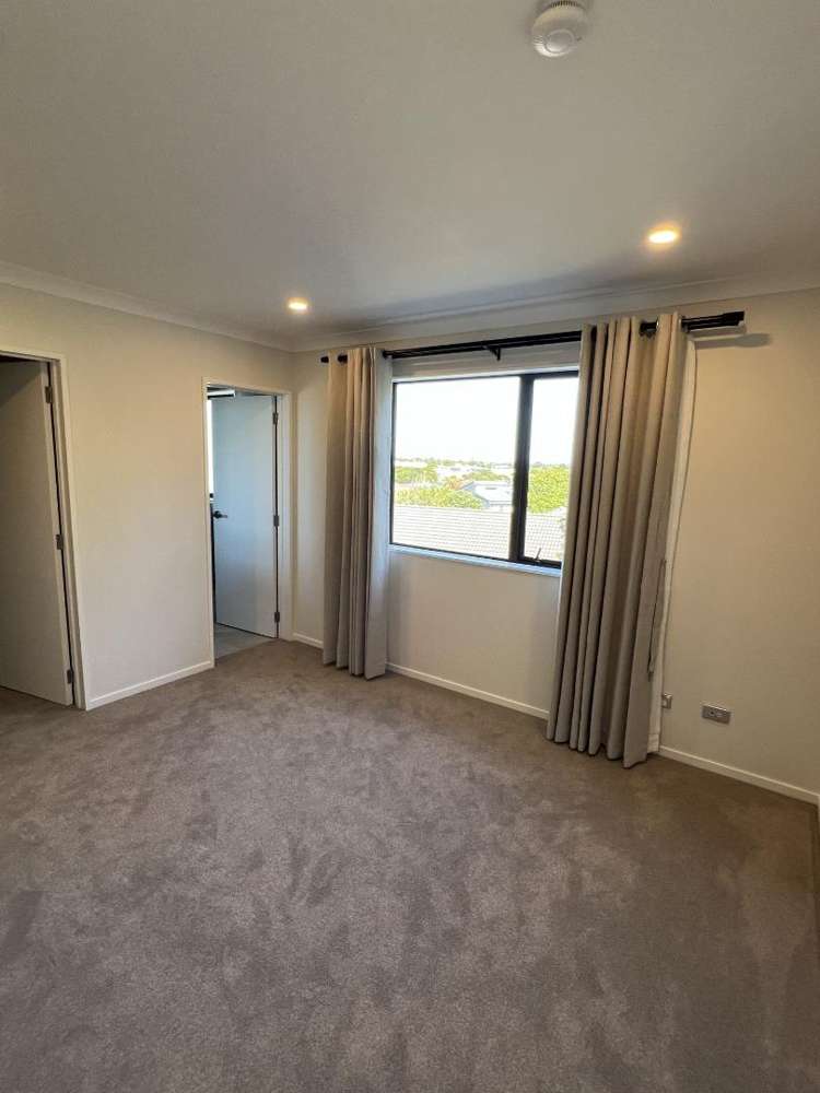 35 Ksenia Drive Flat Bush_16