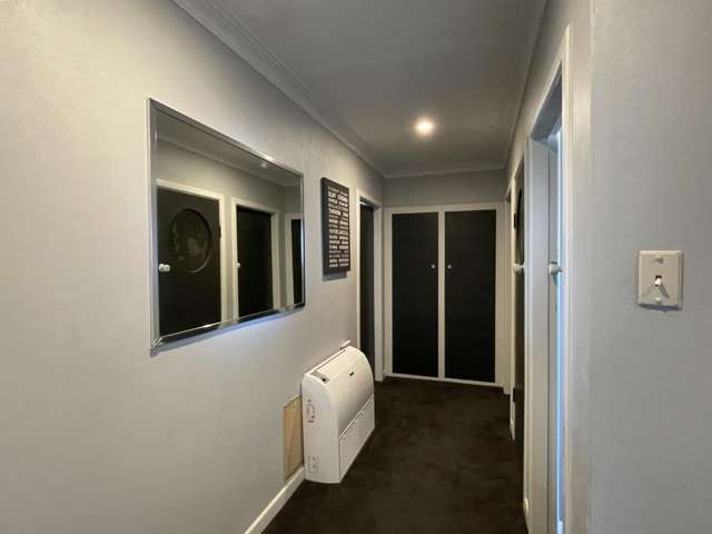 77 Martin Street 10560_4