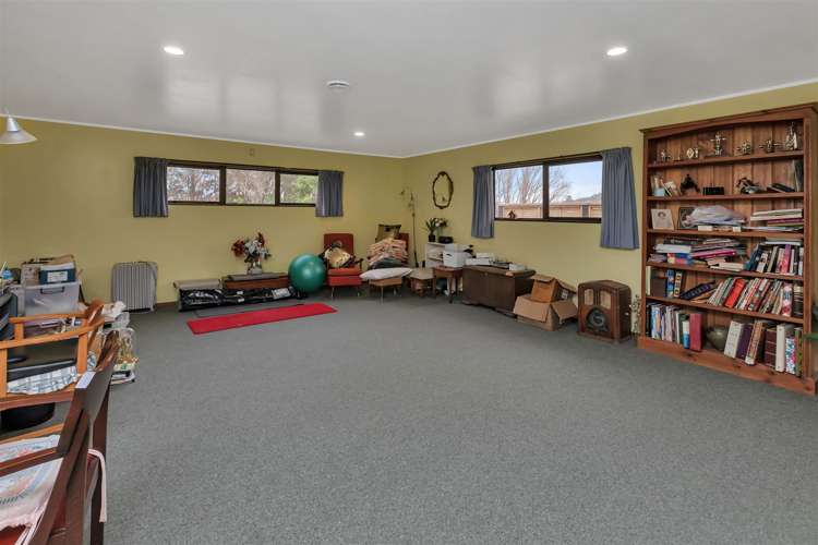 51 Loop Road Otaika_17