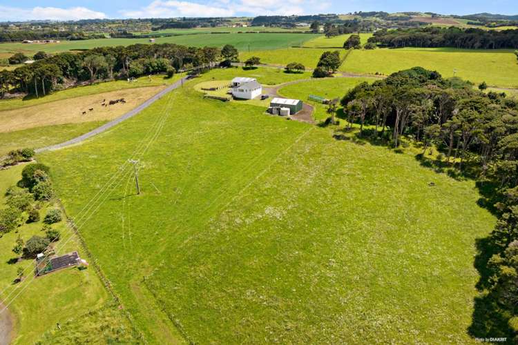 39 Lewis Road Otaua_13