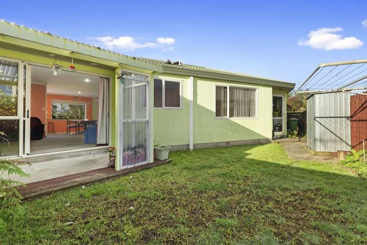 1 Roys Road Parkvale_13