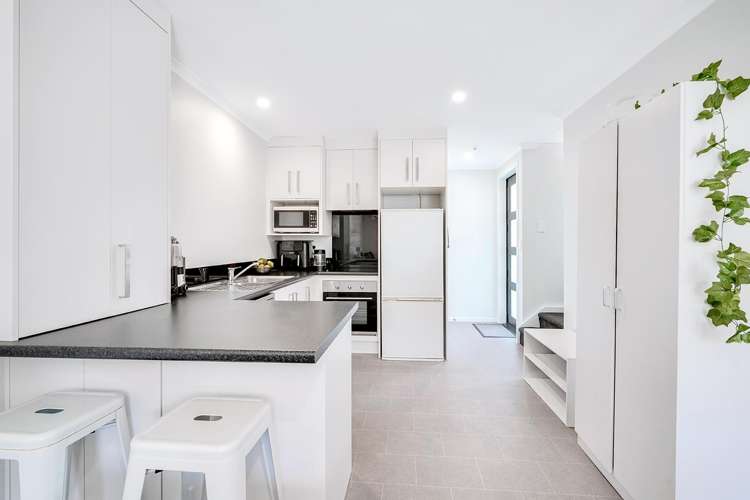 2/12 Beaumont Street_1