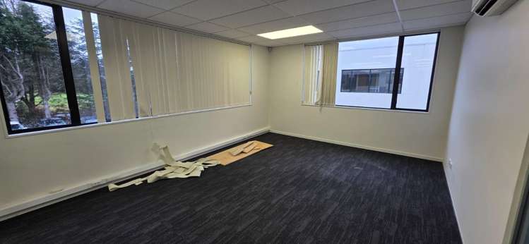 Unit 2, Level 1, 585 Wairakei Road Burnside_3