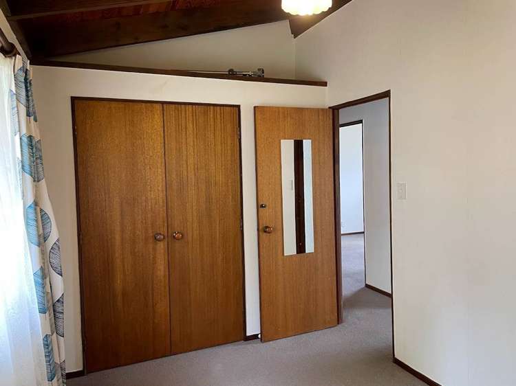 360 Royal Road Massey_11