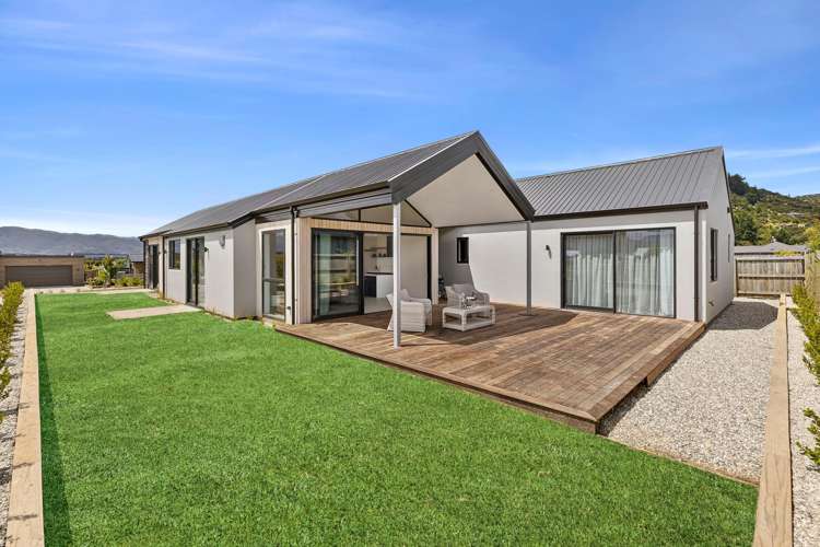 11 Rua Street_0