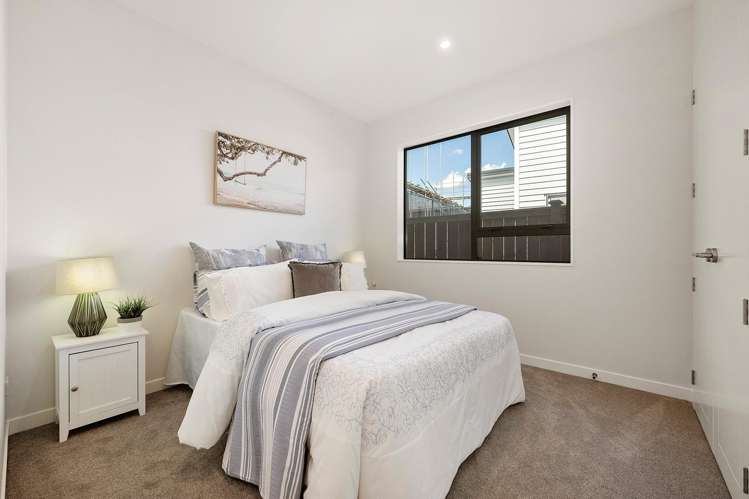 32 Tipu Crescent Milldale_13