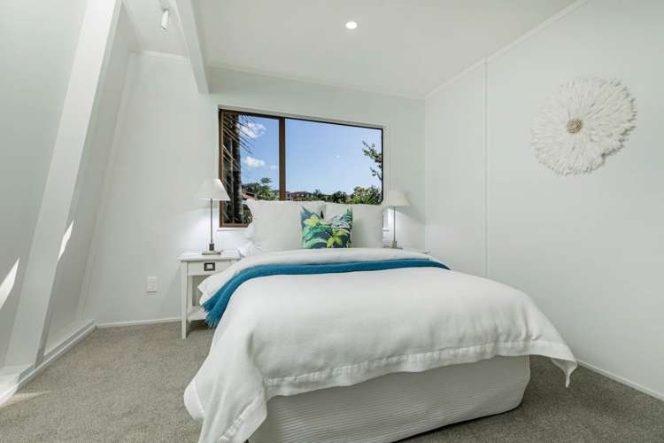 1/24 Wisteria Way Mairangi Bay_14