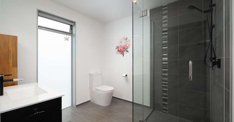 24 Waimarama Street Waikawa_10