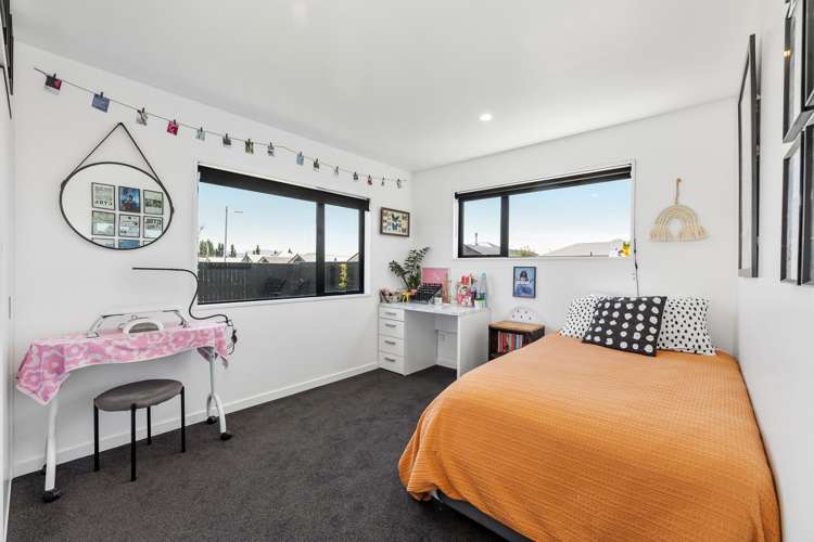 34 Spitfire Drive Burleigh_19