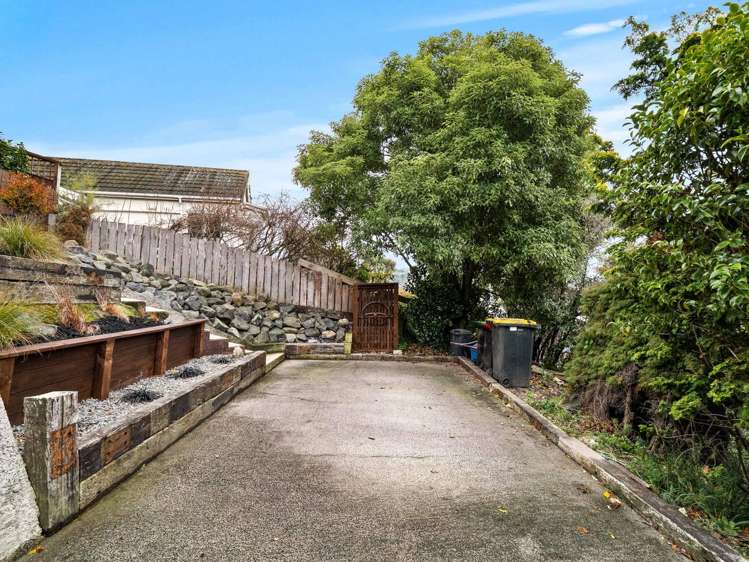 36 Easther Crescent Kew_18