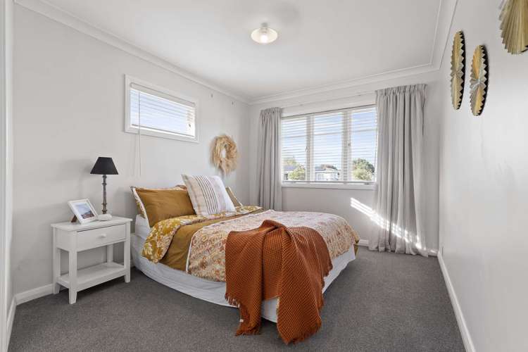 2 Clarke Avenue Te Aroha_7