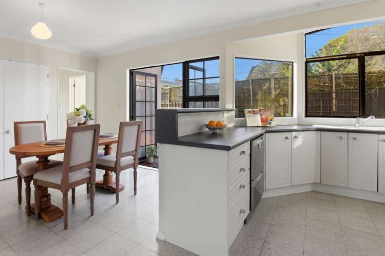 2/94 Jutland Road_5