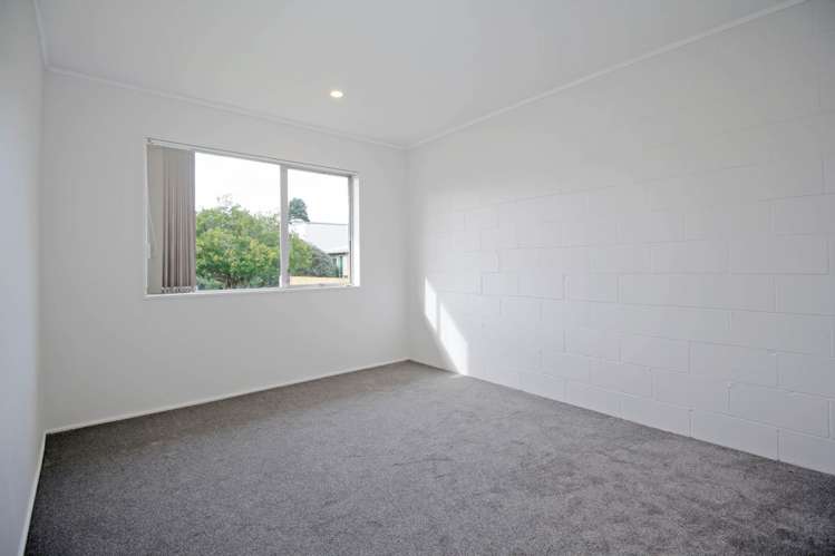 8/17 Russell Road Manurewa_7