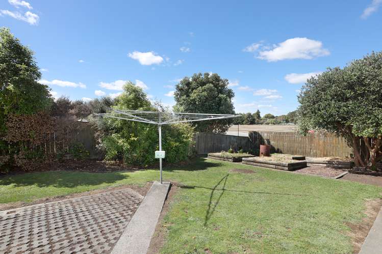 15 Fergusson Street Marton_22