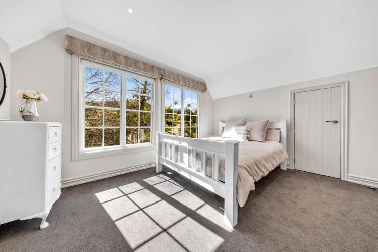 27 Charles Dickens Drive Mellons Bay_29