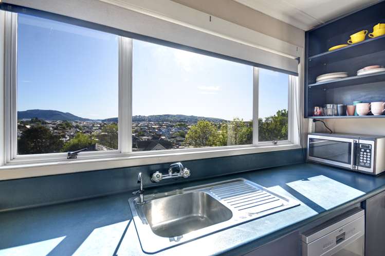 37 Easther Crescent Kew_3