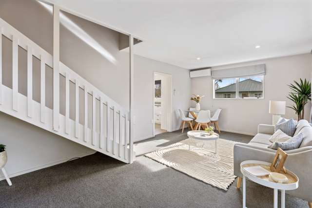 1/176 Riverlaw Terrace Saint Martins_3