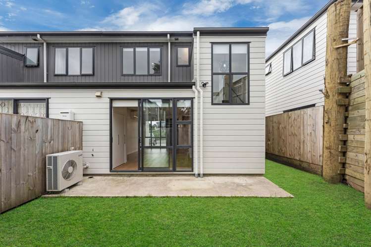 20 Karoro Road Flat Bush_15