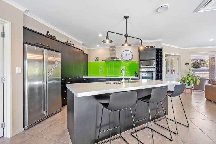 1 Catherin Servant Close Maunu_7