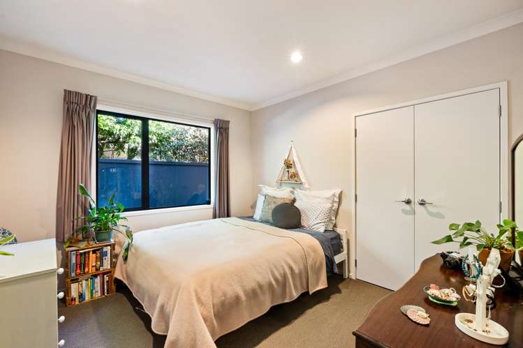 606 Nottingley Road Frimley_9