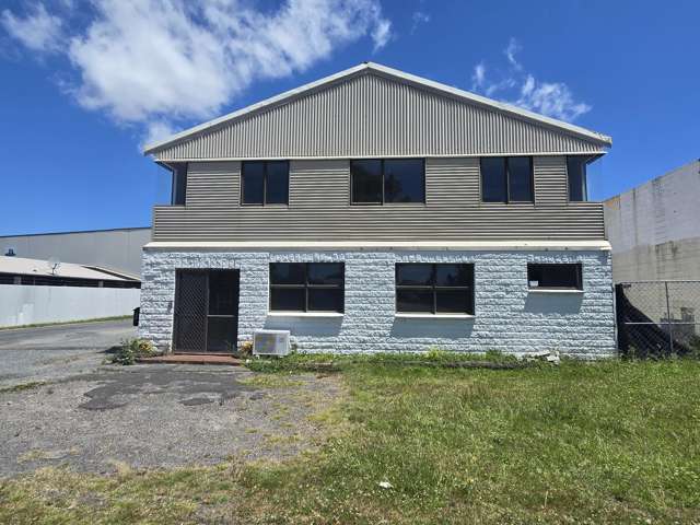 Versatile Workshop & Office Space