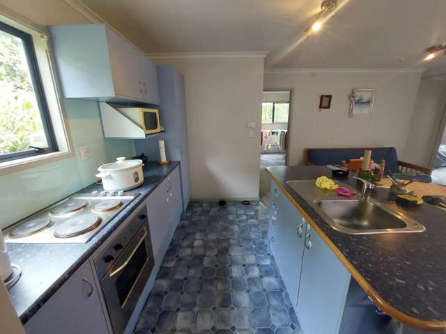 42B McMeekan Ave 1053_3