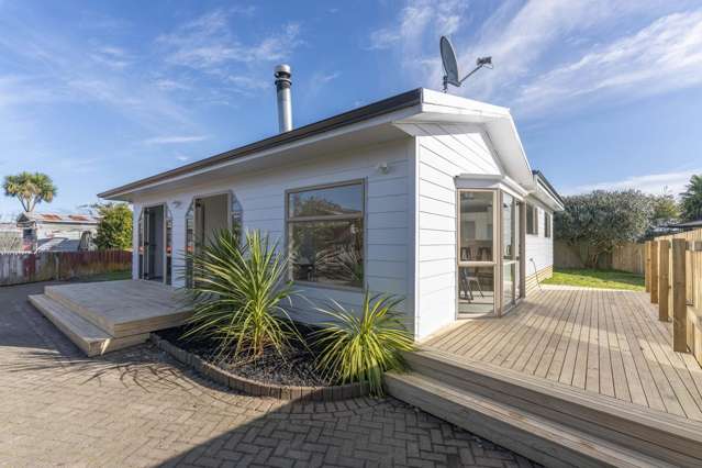 Modern Makeover on a 3-Bedroom Classic