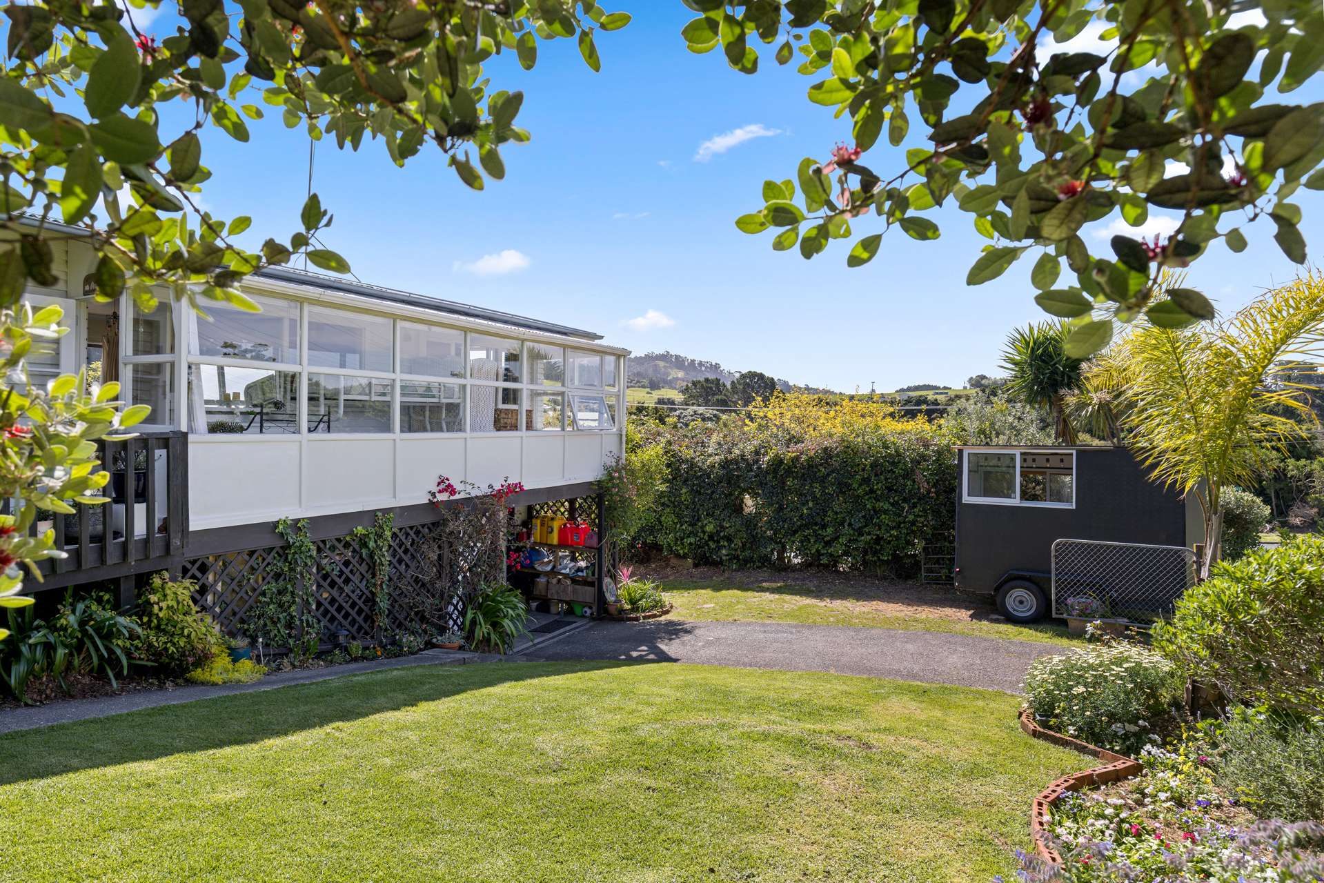 4 Seatoun Avenue Leigh_0